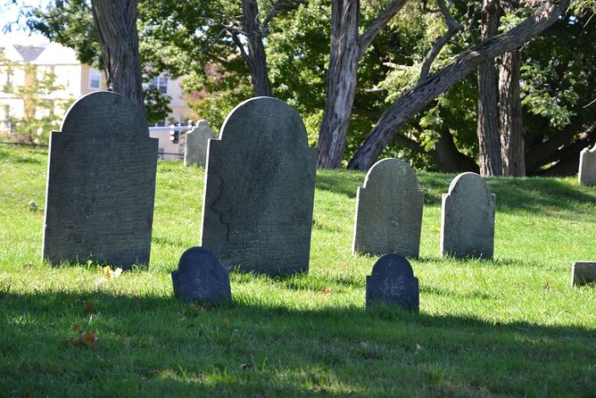 Hauntings, History and Legends Tour in Salem - Why this Salem walk is more than a witch-trial tour