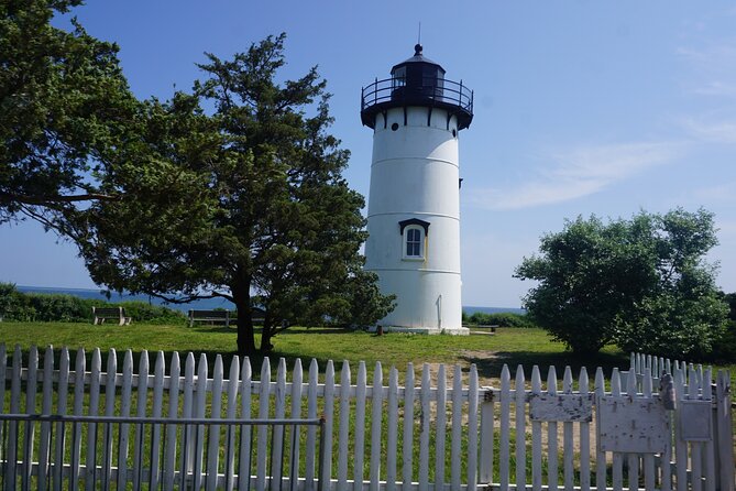 Martha's Vineyard Day Trip with Optional Island Tour from Boston - What the three-hour island tour really offers