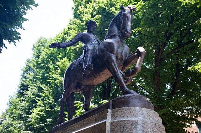 North End Food Tour: Taste Boston's Italian Heritage - The Paul Revere Mall and its statue
