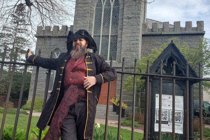 Pirates and Privateers Walking Tour with Real Pirates Admission - Daniels House and the Streets Behind the Harbor