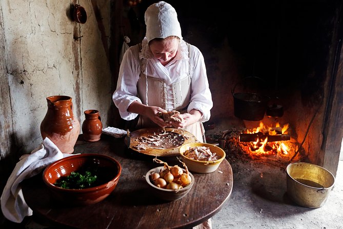 Plimoth Patuxet Museums - Boarding the Mayflower II