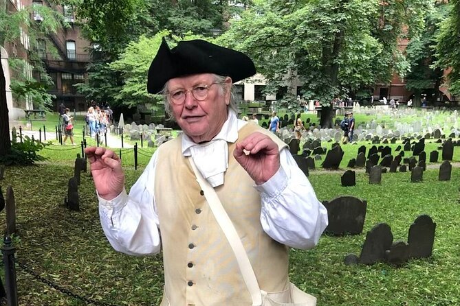 Private 1.5-Hour Freedom Trail Walking Tour with Costumed Guide - Continuing to Bunker Hill Monument