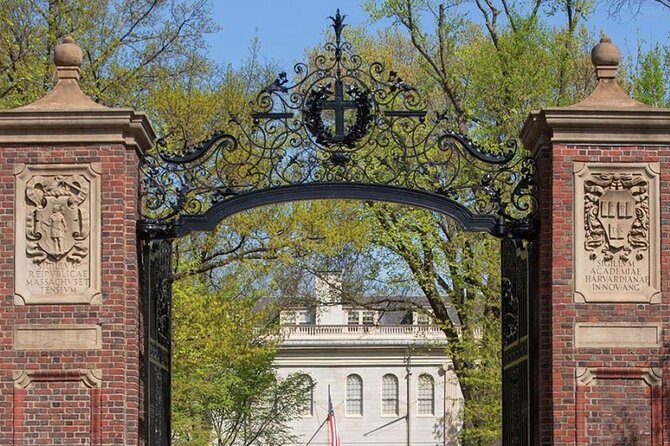 Private City Tour of Boston and Cambridge - Boston Common, Beacon Hill, and the Public Garden