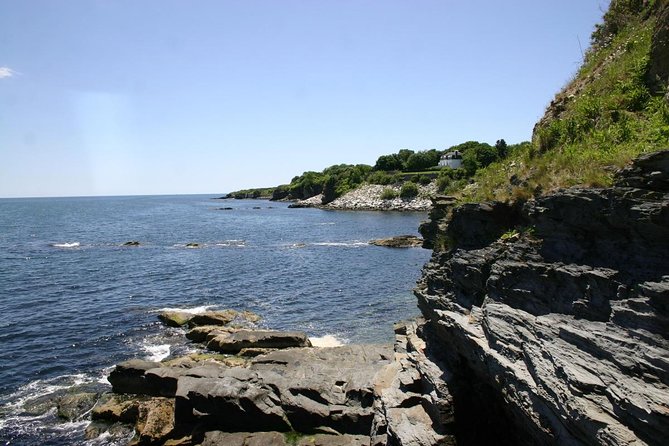 Private Day Trip From Boston to the Newport Mansions - Boston to Newport in a private car
