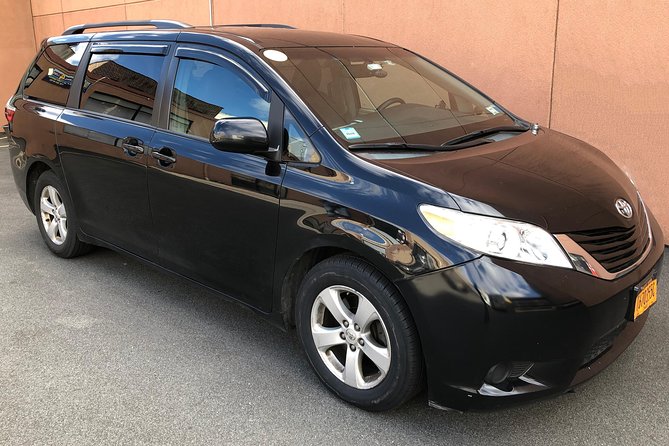 Private Departure Transfer to Boston Airport BOS - Door-to-door pickup from Boston hotels