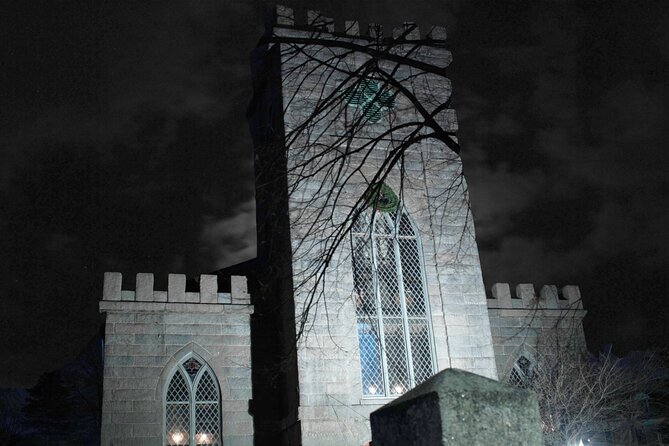 Salem Booze and Brews Haunted Pub Crawl by US Ghost Adventures - The bookshop stop and history on foot