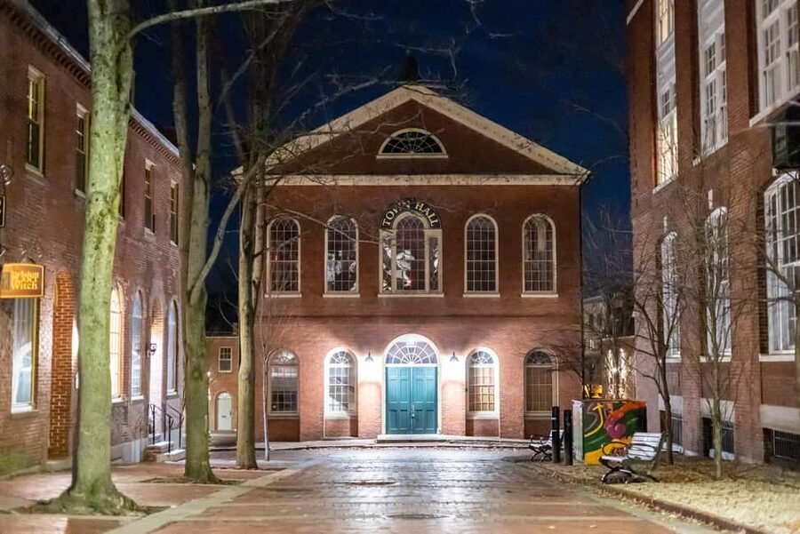 Salem Ghost Tours: Witches & Wicked Whispers - Salem after dark, with the past close at hand