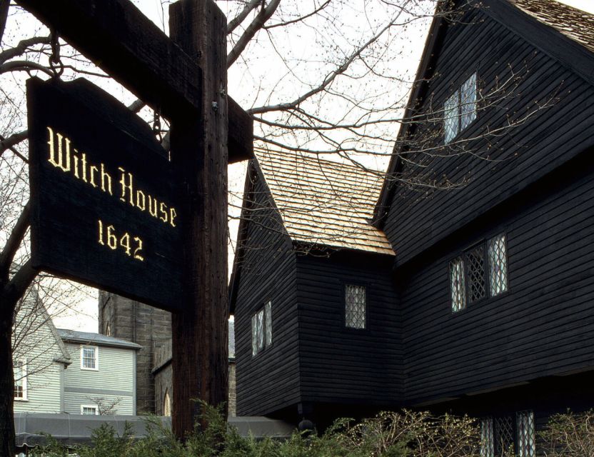 Salem: Ghosts of the Witch City Ultimate Extended Tour - Old Burying Point, where Salem feels oldest