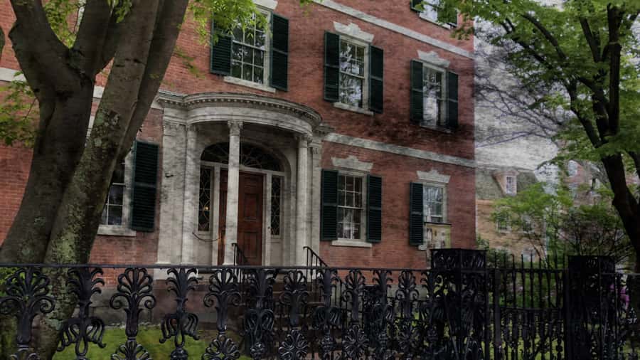 Salem: Haunted Footsteps Ghost Tour - Salem after dark, with a story at every stop