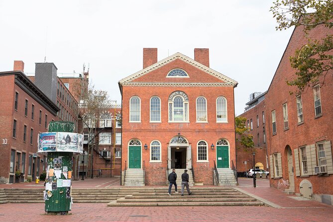 Salem "Hocus Pocus" Movie Locations Tour (31st Anniversary) - Broad Street Cemetery and Salem’s darker past