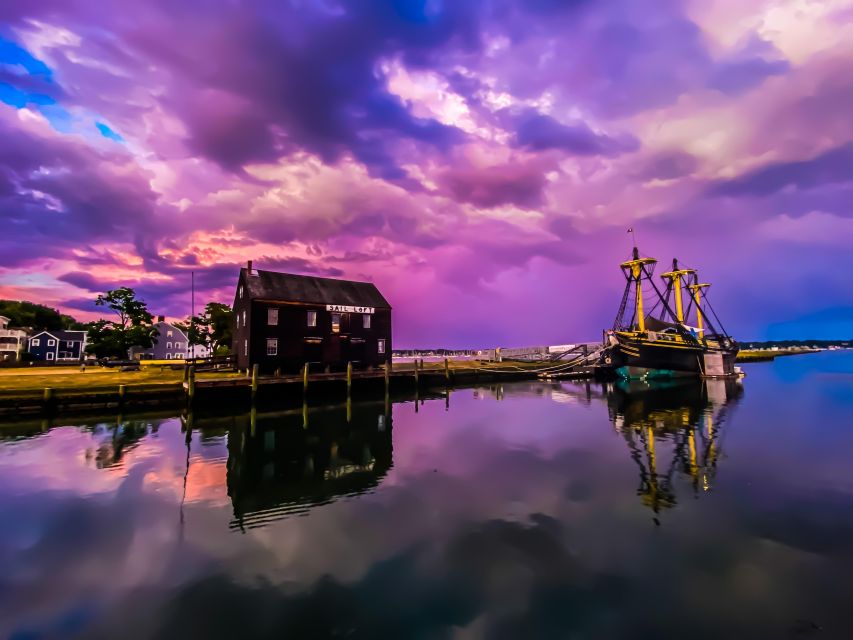Salem, MA: History and Hauntings Guided Walking Tour - Rain, Sidewalks, and What to Wear