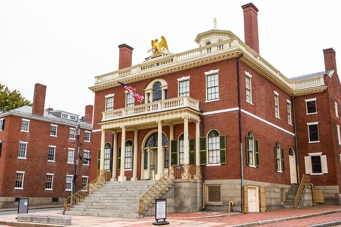 Salem Merchants and Mansions Guided Architecture Walking Tour - Salem Common turns marshy ground into a fashionable district