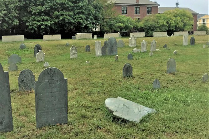 Salem's Best Ghost Tour - What Salem’s Best Ghost Tour actually feels like