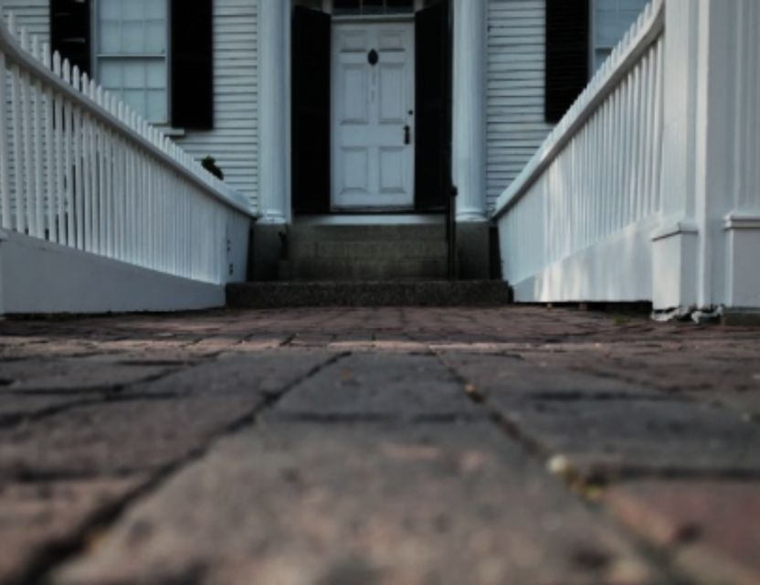 Salem: Ultimate Witches and Witchcraft of Salem Walking Tour - Walking, weather, and practical planning