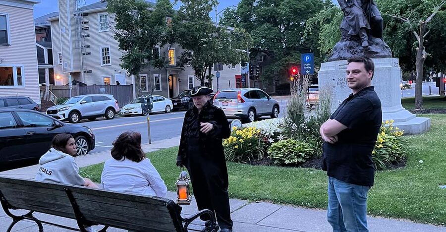 Salem: Vampires and Ghosts Walking Tour with Haunted Objects - What $32 buys you