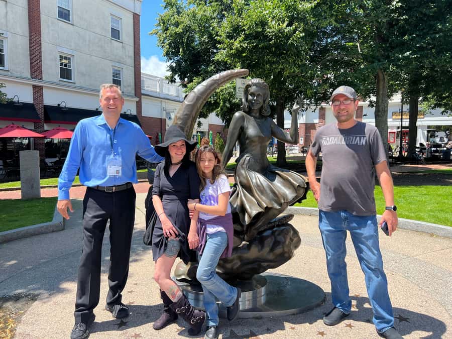 Salem: Witch Trial History and Salem Haunts Walking Tour - Practical details that affect your day