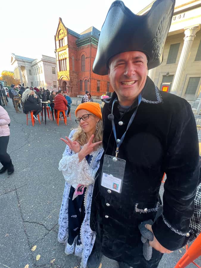 Salem: Witch Trial History and Salem Haunts Walking Tour - Haunted buildings, cemeteries, and former jails