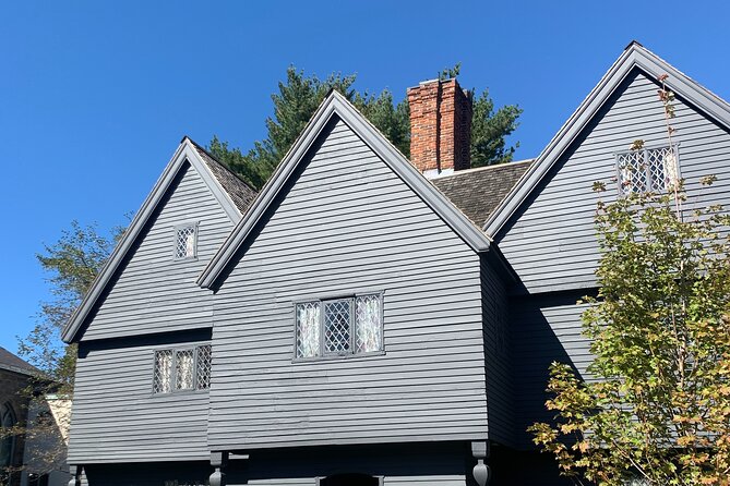 Self-Guided Smartphone Ghost Walking Tour in Salem - A ghost walk that lets you set the pace