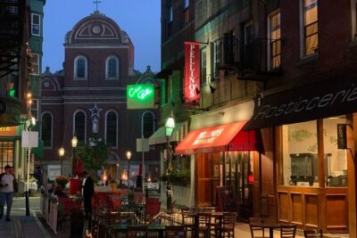 Self Guided “The North End Pizza, Cannoli and Picnic” Solo Walking Tour