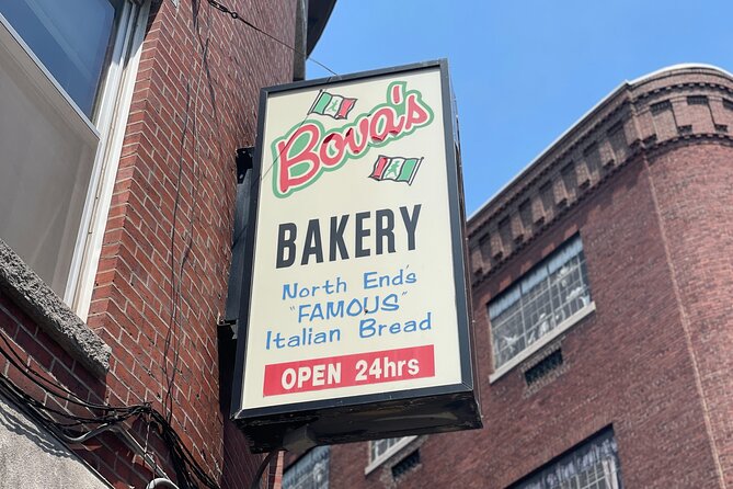 Self Guided "The North End Pizza, Cannoli and Picnic" Solo Walking Tour - Old North Church and the Lantern Story