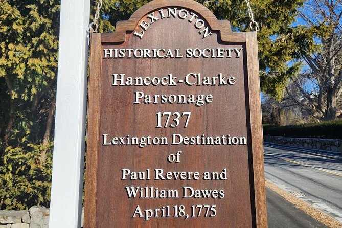 Small Group Revolutionary Tour of Lexington, Concord, and Boston - Lexington Green and Buckman Tavern