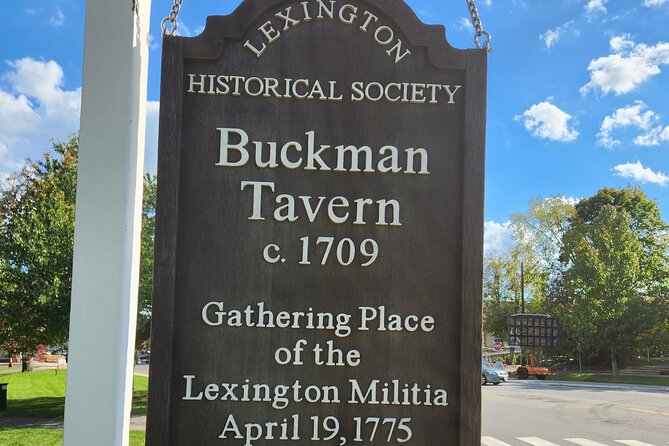 Small Group Revolutionary Tour of Lexington, Concord, and Boston - The capture site and the road toward Concord