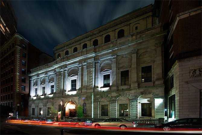 Underground Boston Ghost Tours: Gravestones & Gunpowder - Boston Common’s darker side after sunset