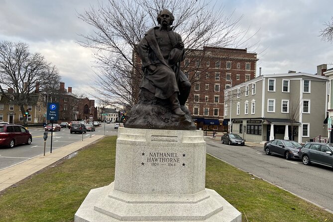 Wicked Awesome Tours: Witch Trial History and Salem Haunts! - The Burying Point and Salem’s old stories