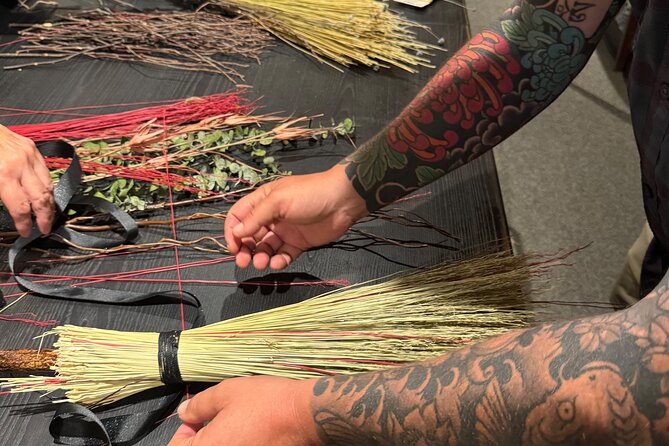 Witch City Broom Making Workshop in Salem - Wrapping the broom and adding its meaning