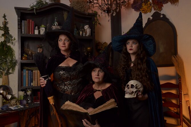 Witch Costume Photo Shoot - Witch Cottage theatrical set - The final 10 minutes: photo reveal and digital files