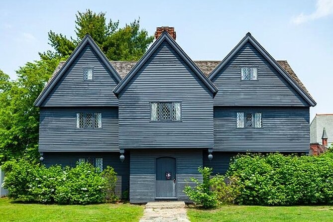 "Witch Trials" Walking Tour in Salem - Starting at the John Ward House at 6pm